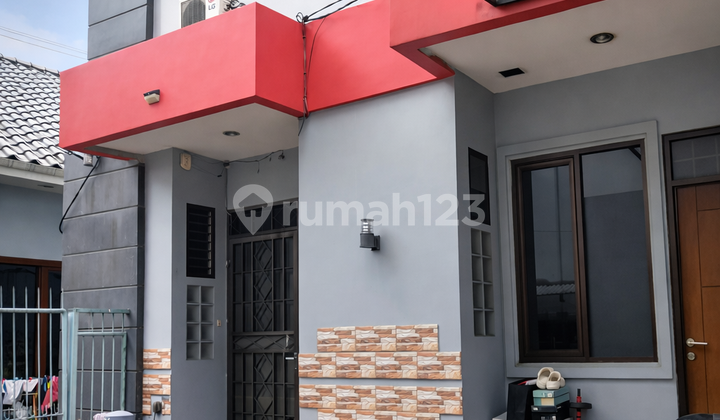 House + Boarding House + Shophouse for Sale in Kebayoran Baru, South Jakarta, Strategic Location on Main Road Side