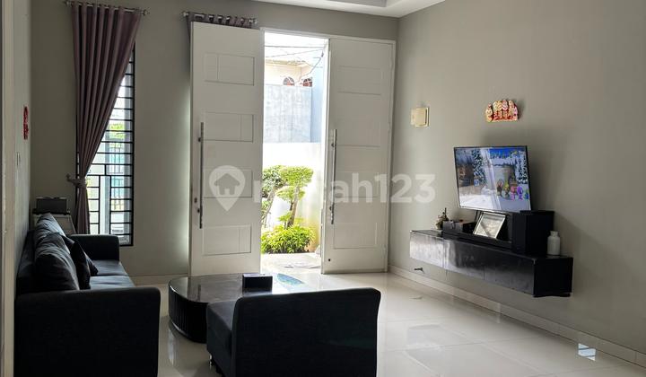 Modern Beautiful House Ready to Occupy 8X20 Duta Garden Modern Beautiful House Ready to Occupy 8X20 Duta Garden