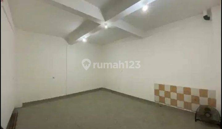 Dijual Cepat Rumah Siap Huni Full Renov di Taman Surya 5 1