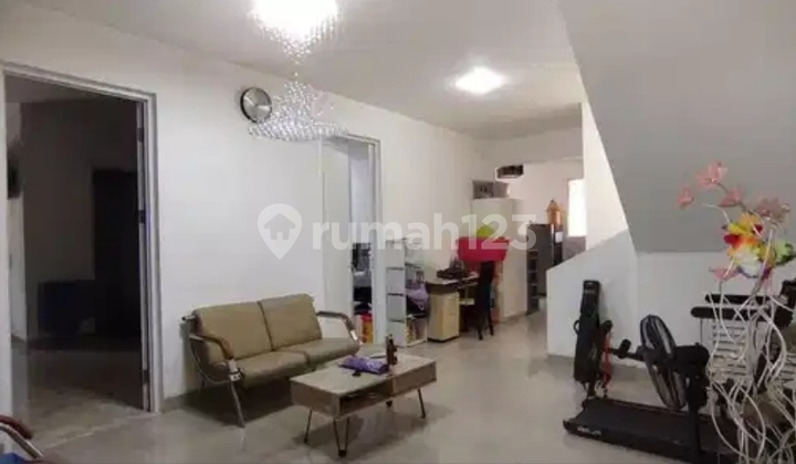 Rumah Cantik Posisi Hook Siap Huni Palm Blossom Kalideres  2