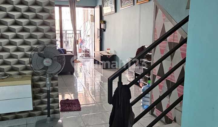 Rumah Nyaman Siap Huni 2 1/2 Lantai Palmasera Residence 2
