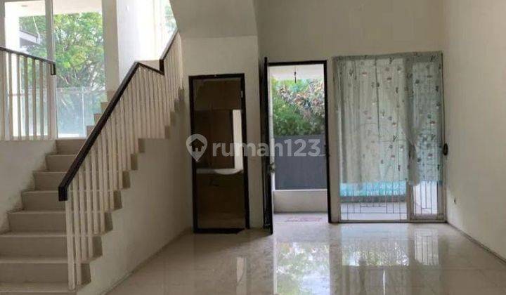 Dijual Rumah 3 Lantai di Citra 7, Jakarta Barat 2