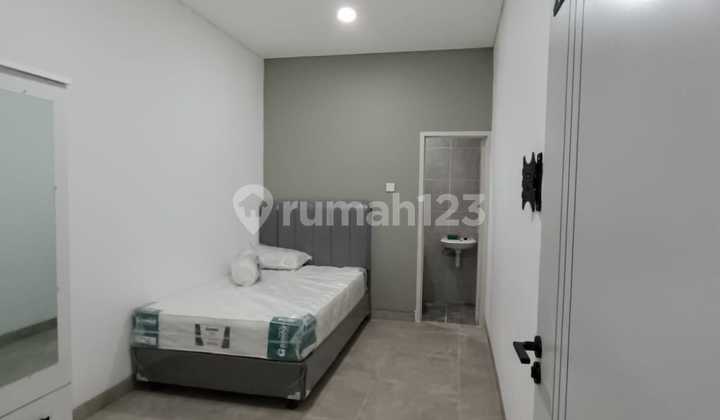 Rumah Kost 4 Lantai Full Penyewa Taman Palem