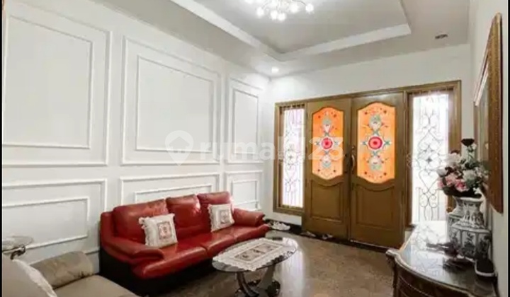 Rumah Mewah 3 Lantai Jalan Boulevard Strategis Penyelesaian Tomang Meruya Utara 2