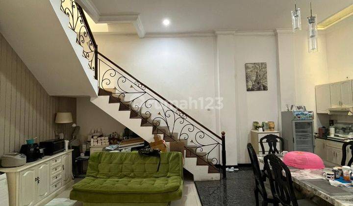 Dijual Rumah Siap Huni Taman Surya Jakarta Barat  2