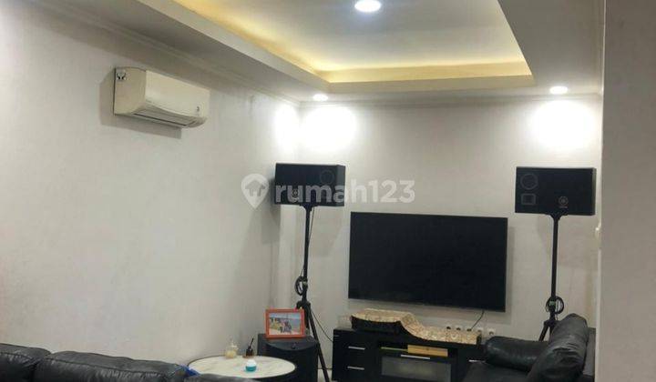 Rumah Minimalis Bagus 8x17 Taman Palem Lestari 2