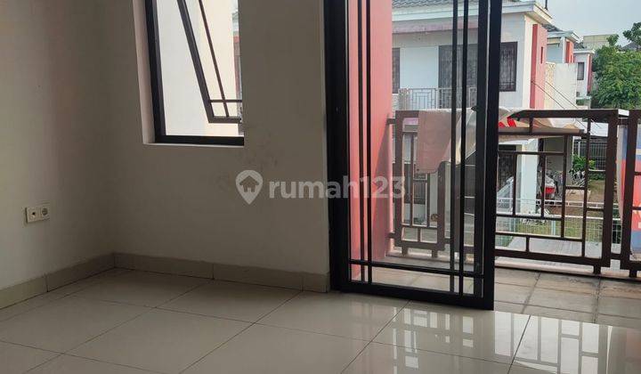 Siap Huni Rumah Modern 3br di Green Lake City 2