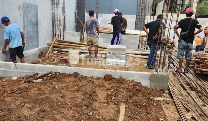 Rumah Mewah Bangunan Baru Ada Kolam Renang Indent Citra Garden 7 2