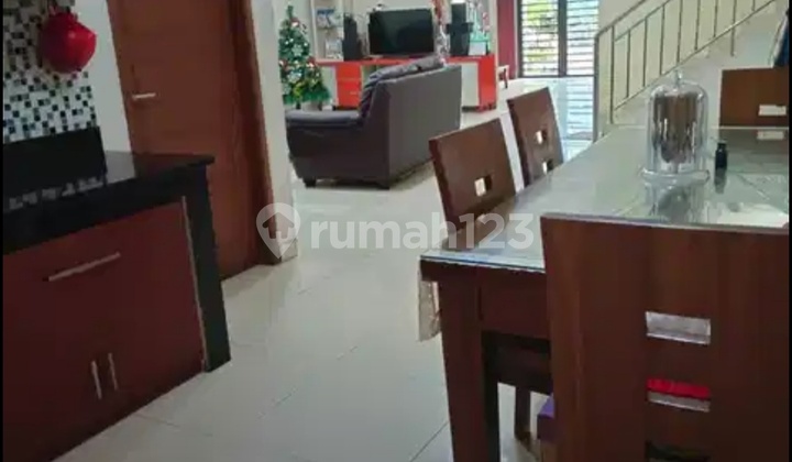 Rumah Ukuran 8x24.4m 2 1/2 Lantai Puri Gardena  2
