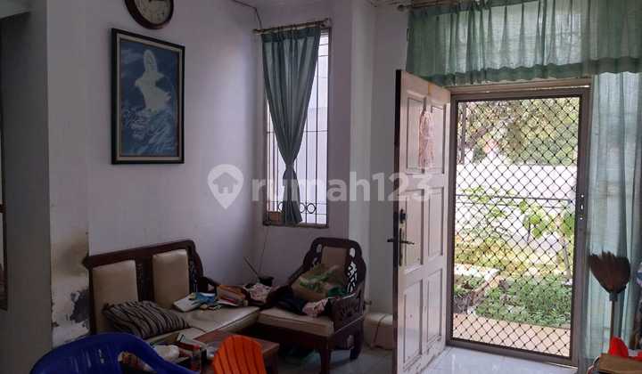 Rumah Murah 6x18 Butuh Renovasi Taman Surya 5 2