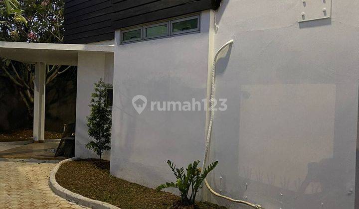 Dijual Rumah Hoek Mewah Kav Dki Meruya Selatan Jakarta Barat 1