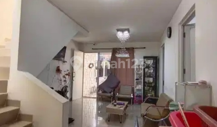 Rumah Cantik Posisi Hook Siap Huni Palm Blossom Kalideres  1