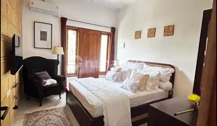 Rumah Estetik 3 Lantai Furnish Sangat Nyaman Cengkareng 