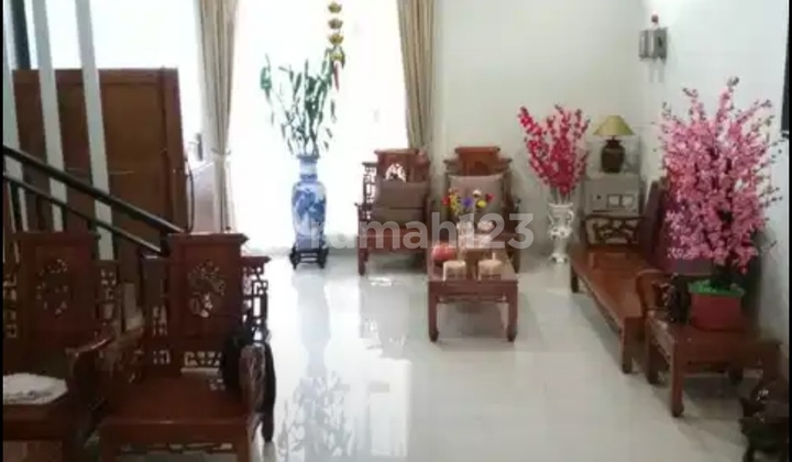 Beautiful House Size 5x25m² Ready to Live In Taman Surya 5 2