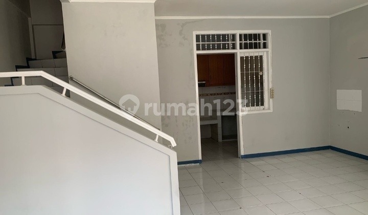 Rumah Bagus Baru Renovasi Siap Huni Taman Palem 2