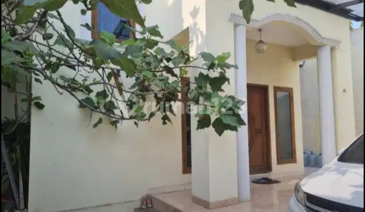 Rumah Siap Huni Dalam Komplek Ukuran 10x20 Kebon Jeruk