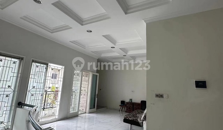 Rumah Mewah 200M² Turun Harga Bu Banget Taman Grisenda Pik