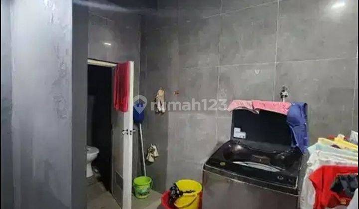 Rumah Furnished 2.5 Lantai Baru Renovasi Taman Semanan Indah 2