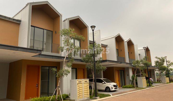 Rumah 2 Lantai Baru Dan Siap Huni di Sentul City  1