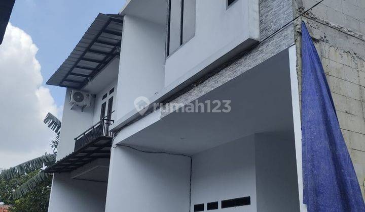 Dijual Rumah Baru Redy 3 Lantai  1