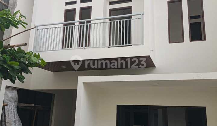 Rumah 2 Lantai Redy Dijln Condet Batu Ampar Jakarta Timur