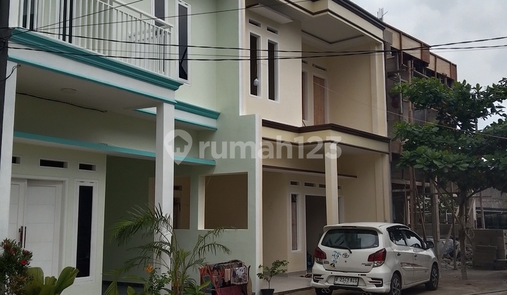 Rumah 2 Lantai Dijln Condet Batu Ampar Jakarta Timur