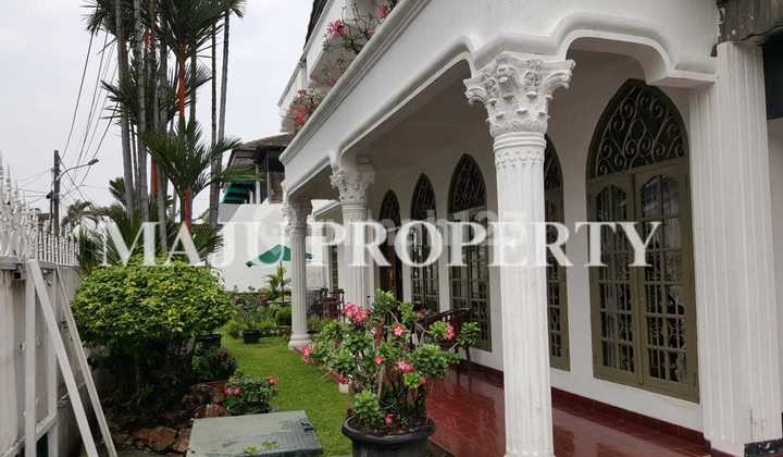 Nice 2-Storey House in Pondok Bambu 2