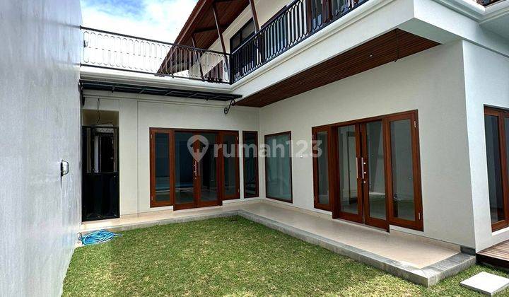 New 2 Storey semi villa house in Kerobokan 1