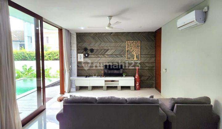 Villa minimalis di area Puri Gading Jimbaran  2