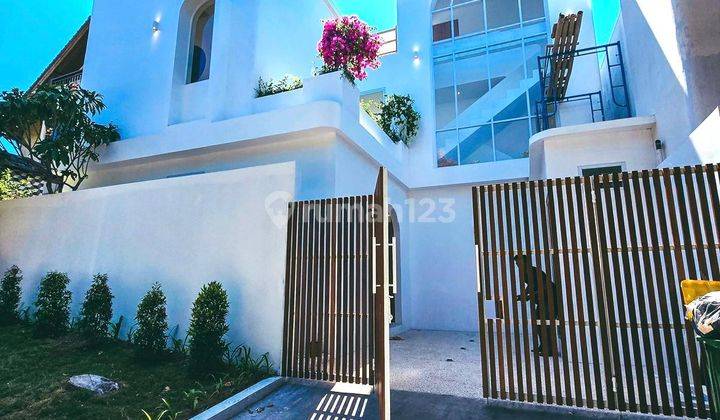 Brand New Villa Only 7 Mins To The Beach 1