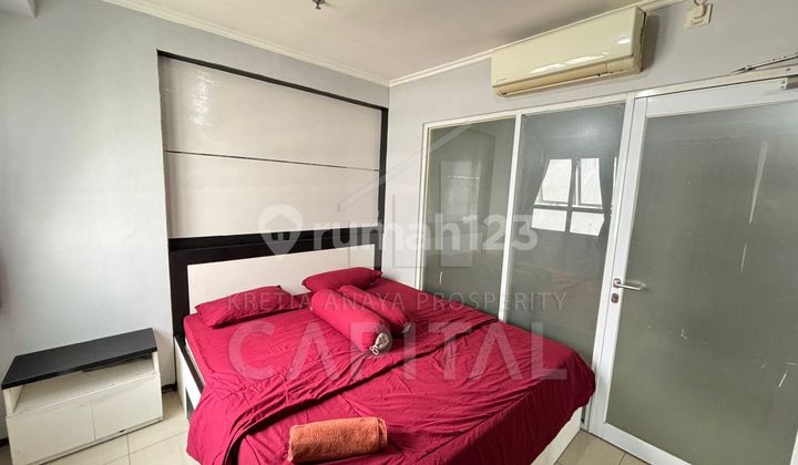 Furnished and Strategic Unit with Swimming Pool View at Gateway Pasteur Apartment
