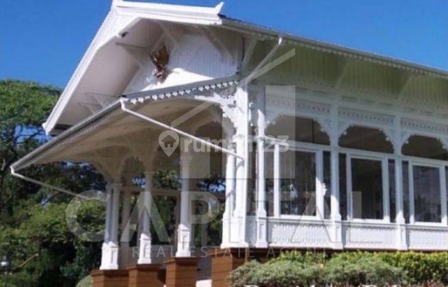 Rumah Atau Gedung Pernikahan Suwandle Hentage Replika Istana Presiden di Cipanas Kotakulan Sumedang 1