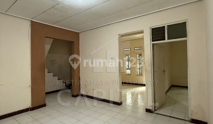 Rumah Kosongan Siap Huni dengan Lokasi Strategis di Taman Kopo Indah 1 Bandung