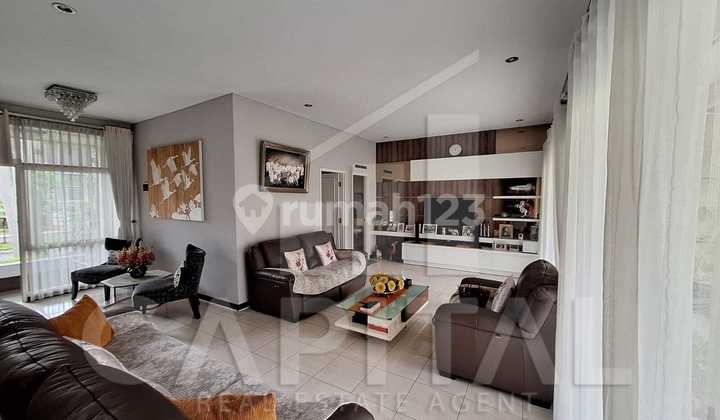 Beautiful Comfortable Well-Maintained House Tatar Mayang Kota Baru Parahyangan