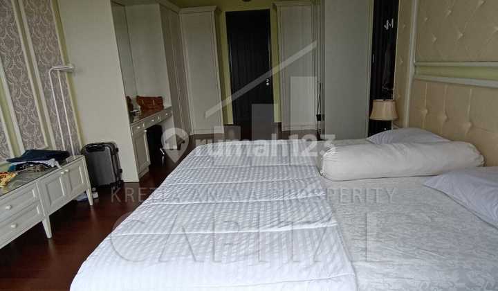 Rumah Btd Furnished dengan View Danau di Kota Baru Parahyangan 2