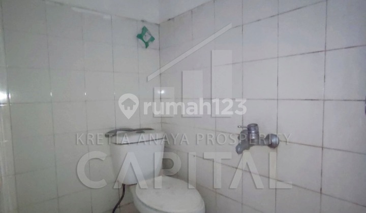 Attractive Price for Strategic and Commercial 2-Story Boarding House Near Campus, Schools, and Offices in Dago Wing. 2