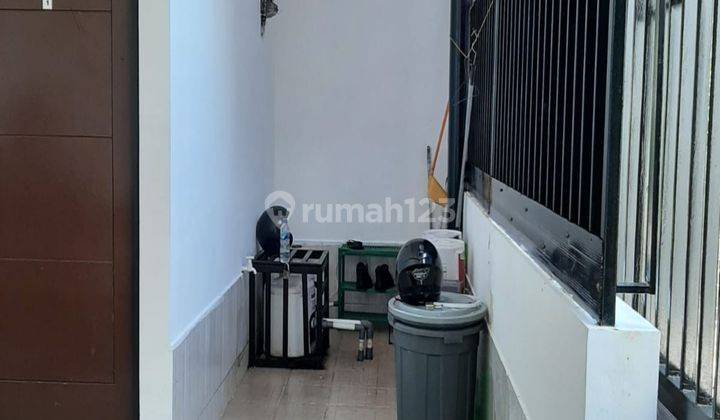 Rumah Kostan 2 Lantai Banyak Kamar Tanjung Duren, Jakarta Barat 2