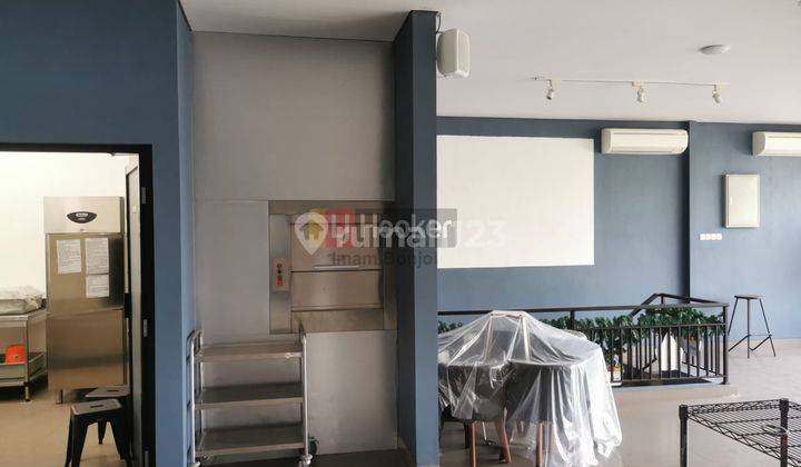 Disewakan rumah, cocok untuk tempat usaha di semarang tengah,7811 5