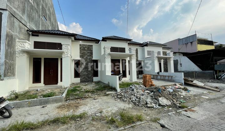 RUMAH SIAP HUNI DI KOMPLEK, DI LAHAN 6X16, DEKAT PINTU TOL LETDA SUJONO 3