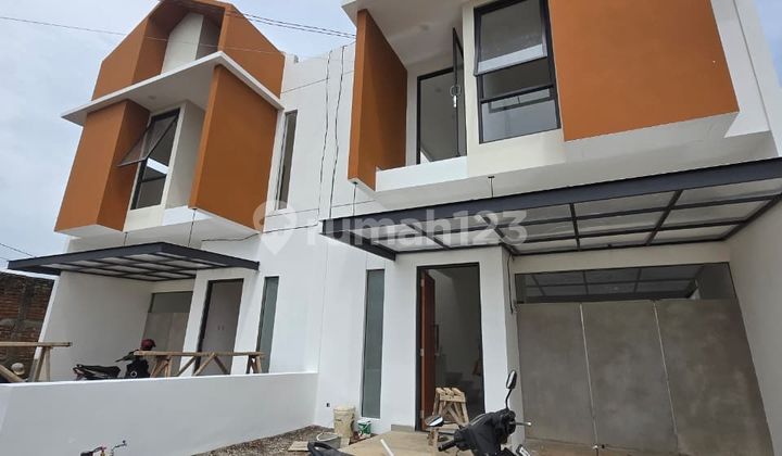 Rumah 2 Lantai di Bawah 1 M Soreang Dekat Tol Bandung