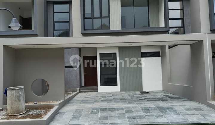 Ready-to-Occupy New House, Setiabudi Wing North Bandung, Limited