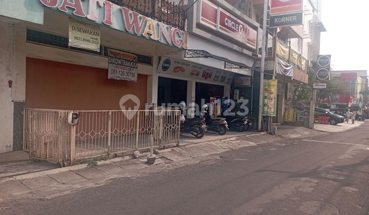 Tandem Shophouse on Dagen Street Malioboro Yogyakarta Tandem Shophouse on Dagen Street Malioboro Yogyakarta