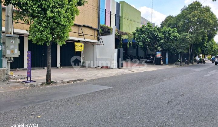 Cheapest Shophouse on Taman Siswa Street, Wirogunan, Mergangsan, Yogyakarta. 2