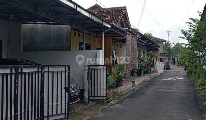 Rumah Minimalis Sederhana Di Sidomoyo Godean Sleman Yogyakarta 1