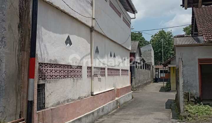 Two-Story Boarding House Location Near UII Campus, Ngemplak Sleman 2
