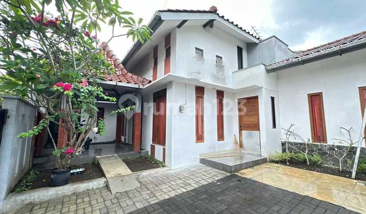 Rumah Tinggal 10 Kamar Lokasi Dekat Progo Palagan Ngaglik Sleman