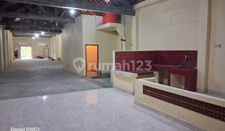 For Rent Commercial Space at Strategic Location on Jl Imogiri Barat, Sewon, Bantul For Rent Commercial Space at Strategic Location on Jl Imogiri Barat, Sewon, Bantul