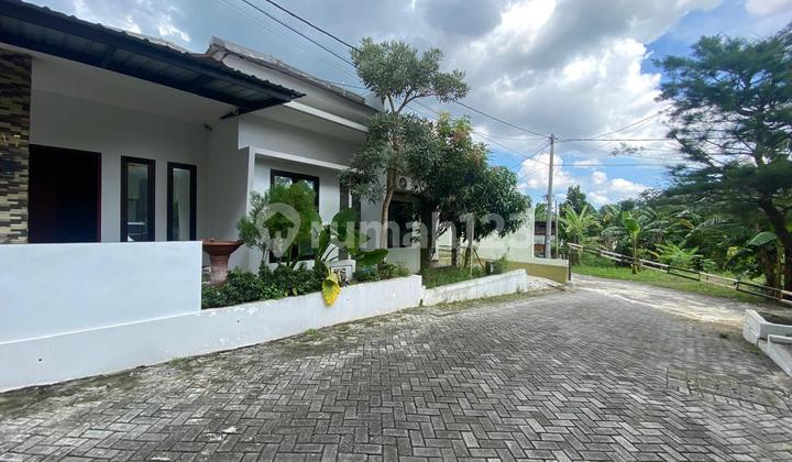 Rumah Bagus SHM di Jl. Sorogenen Ii, Gg. Beo No.51, Purwo Martani, Kalasan, Sleman, Daerah Istimewa Yogyakarta, Indonesia, 55571, Purwomartani 2