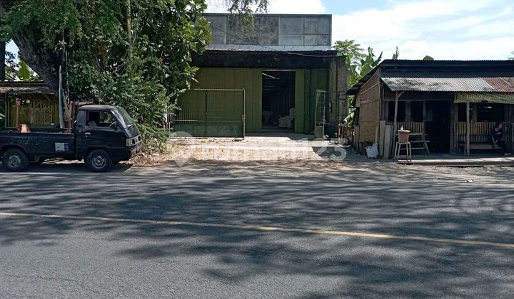 Warehouse on Bantul Road, Tirtonirmolo, Kasihan, Bantul, Yogyakarta