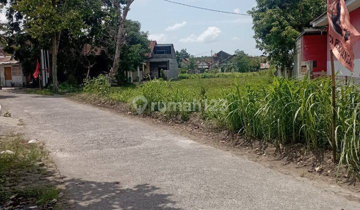 Tanah Luas 715 Meter Persegi Lokasi Berbah Sleman  2